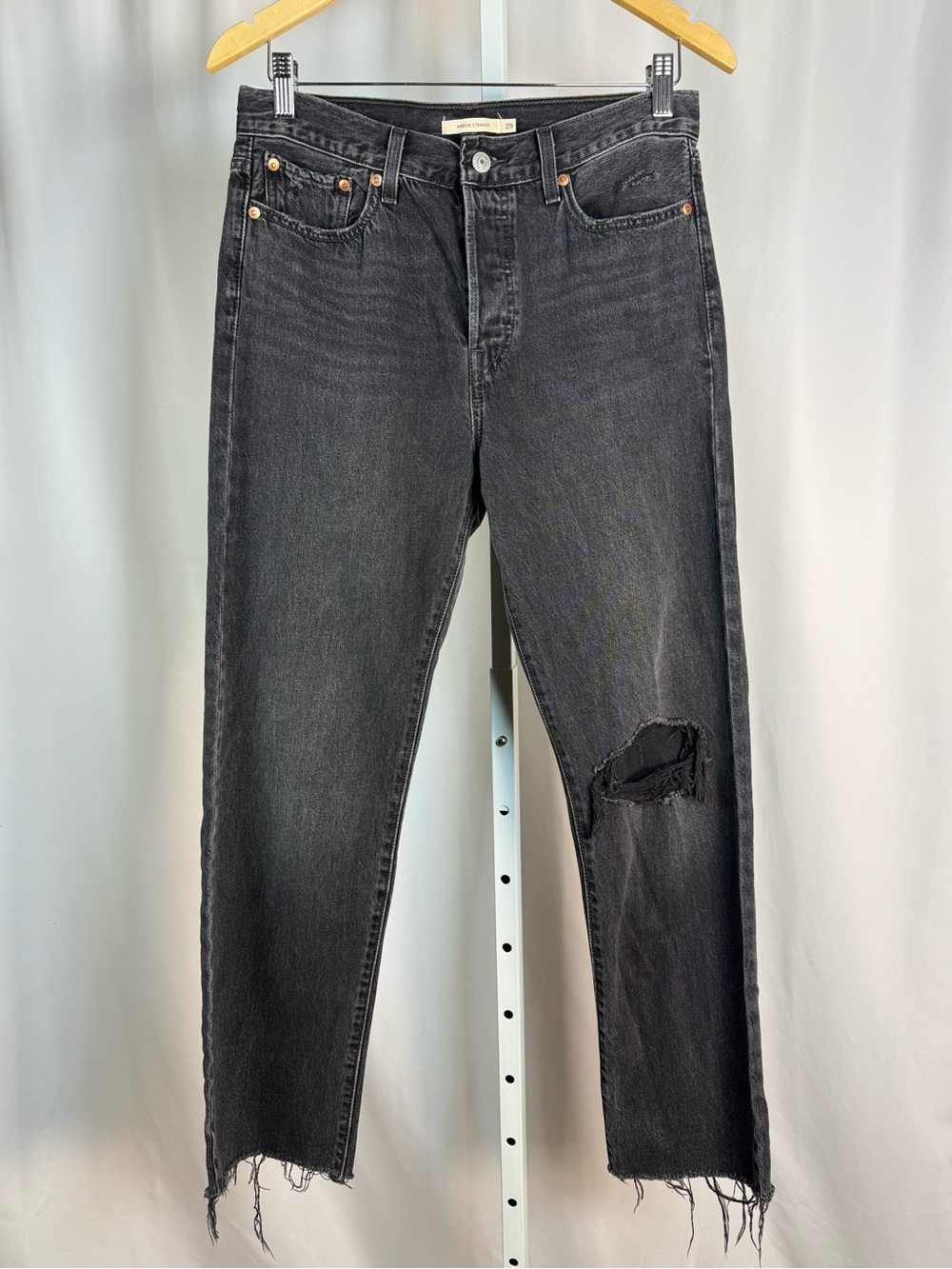 Levi's 29 Wedgie Straight Black Button Fly Straight Leg Jeans Knee Rip Grunge